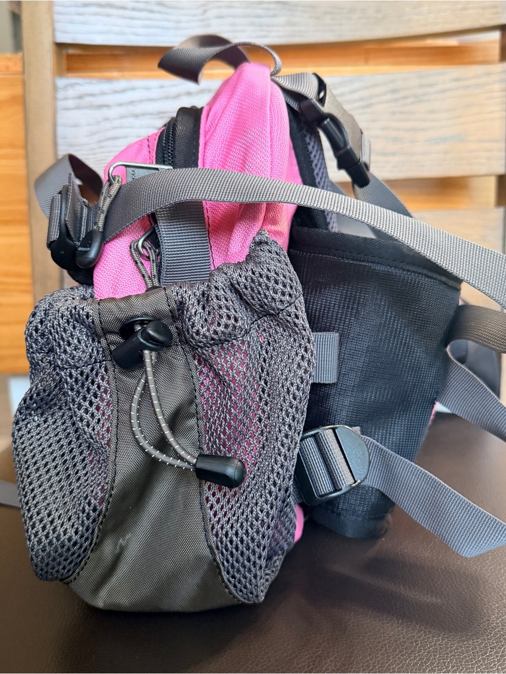 Mountainsmith Tour lumbar pack gray and pink day pack - Picture 3 of 10